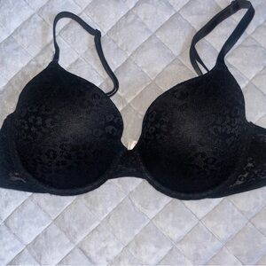Victoria's Secret T-Shirt Bra